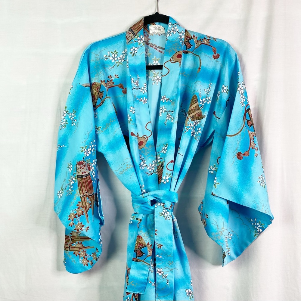 Vintage Light Blue Japanese Kimono Robe Traditional Sleeves Lg - Picture 2 of 7